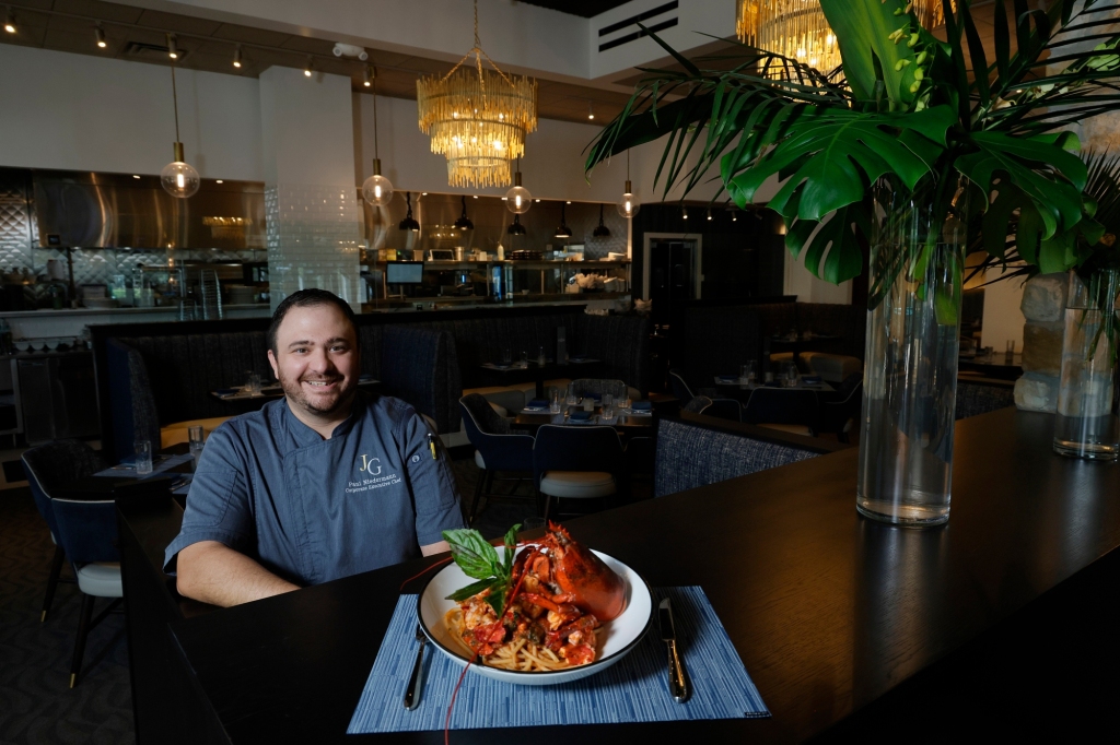 Orlando Sentinel on Twitter "New Jupiter Grill brings ‘coastal