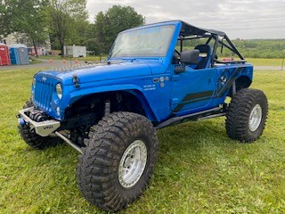Haartz's tweet photo. We had a blast interacting with the local Jeep community at Go Topless Day 2023 last weekend! Thanks to everyone who stopped by to pay us a visit.
#GoToplessDay2023 #Haartz #JeepCommunity #ItsaJeepThing https://t.co/T1X9VIgKU9