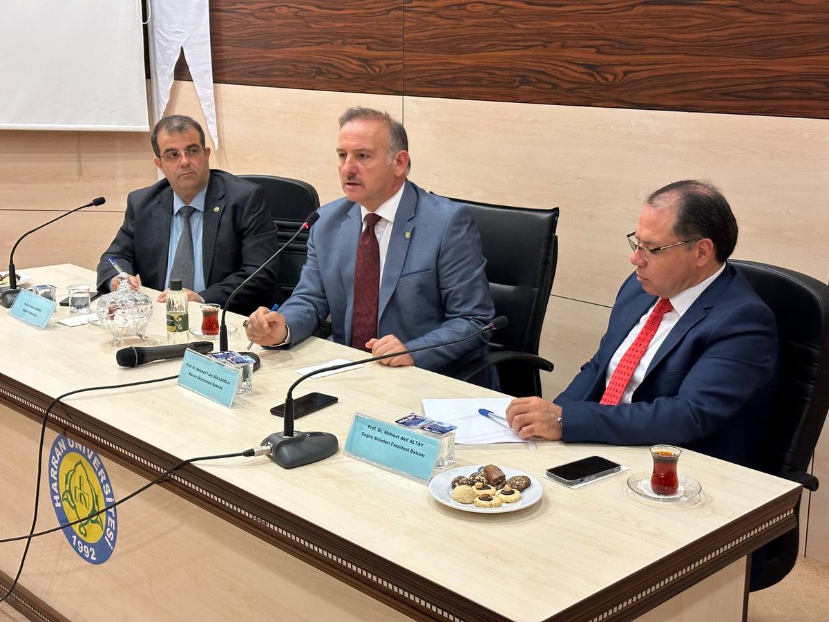 mtahirgulluoglu's tweet photo. Akademik Birim Ziyaretlerimiz-4:

Sağlık Bilimleri ve Güzel Sanatlar Fakültelerimiz bünyesinde akademik kadro çalışmaları ile yeni açılacak bölümleri konuştuk...

Kıymetli Hocalarıma katkılarından dolayı çok teşekkür ederim. https://t.co/5K3et7OULK