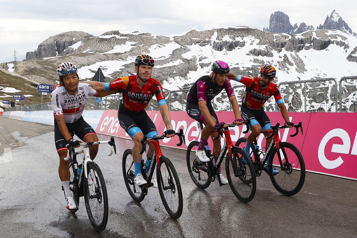 🇮🇹 #Giro 

Our warriors coming home❤️

#RideAsOne #Giro 

📸 @SprintCycling