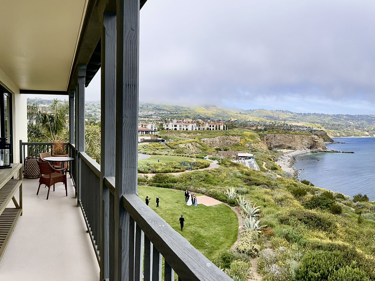 Enjoyed the robust agenda @DeltaControls' global conference <a href="/TerraneaResort/">Terranea Resort</a> where 470 attendees congregated to discuss how to exceed client expectations in the booming #smartbuildings/ #buildingautomation system market, &amp; take a deep dive into Delta's new #Red5 product line. #AI