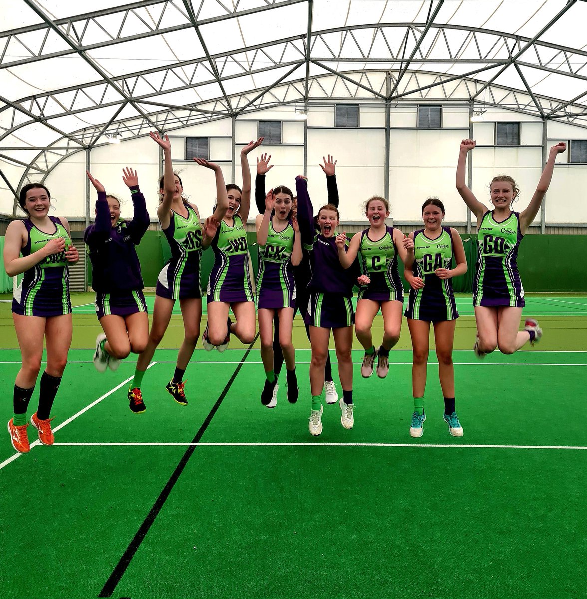 bath_nc's tweet image. Back at @EnglandNetball U14 National Club Finals for a 2nd consecutive year. New bunch of players. Top 18 in the Country! No matter the outcome....we are super proud of this amazing bunch of girls! Go have fun &amp;amp; enjoy the experience 💜💚 #bathcougars #nationalclubfinals