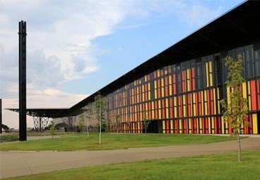 En León seréis, como todos nuestros invitados, muy bien recibidos… 
De #SEDolor23 a #SEDolor24 
<a href="/Sedolor/">Sociedad Española del Dolor</a> le pasa el testigo a León v20.0. ¡¡¡Madrid ha muerto, viva León!!! (<a href="/cgoicogar/">Carlos Goicoechea #SEDolor26</a> dixit) #leonesp <a href="/AFilandon/">AAlonsoC</a> <a href="/goni_zaballa/">María Goñi Zaballa</a> <a href="/AnestesiaCAULE/">AnestesiaLeon</a> <a href="/rafarealeon/">Rafa González</a> <a href="/anestesiamarcos/">sergio marcos</a>