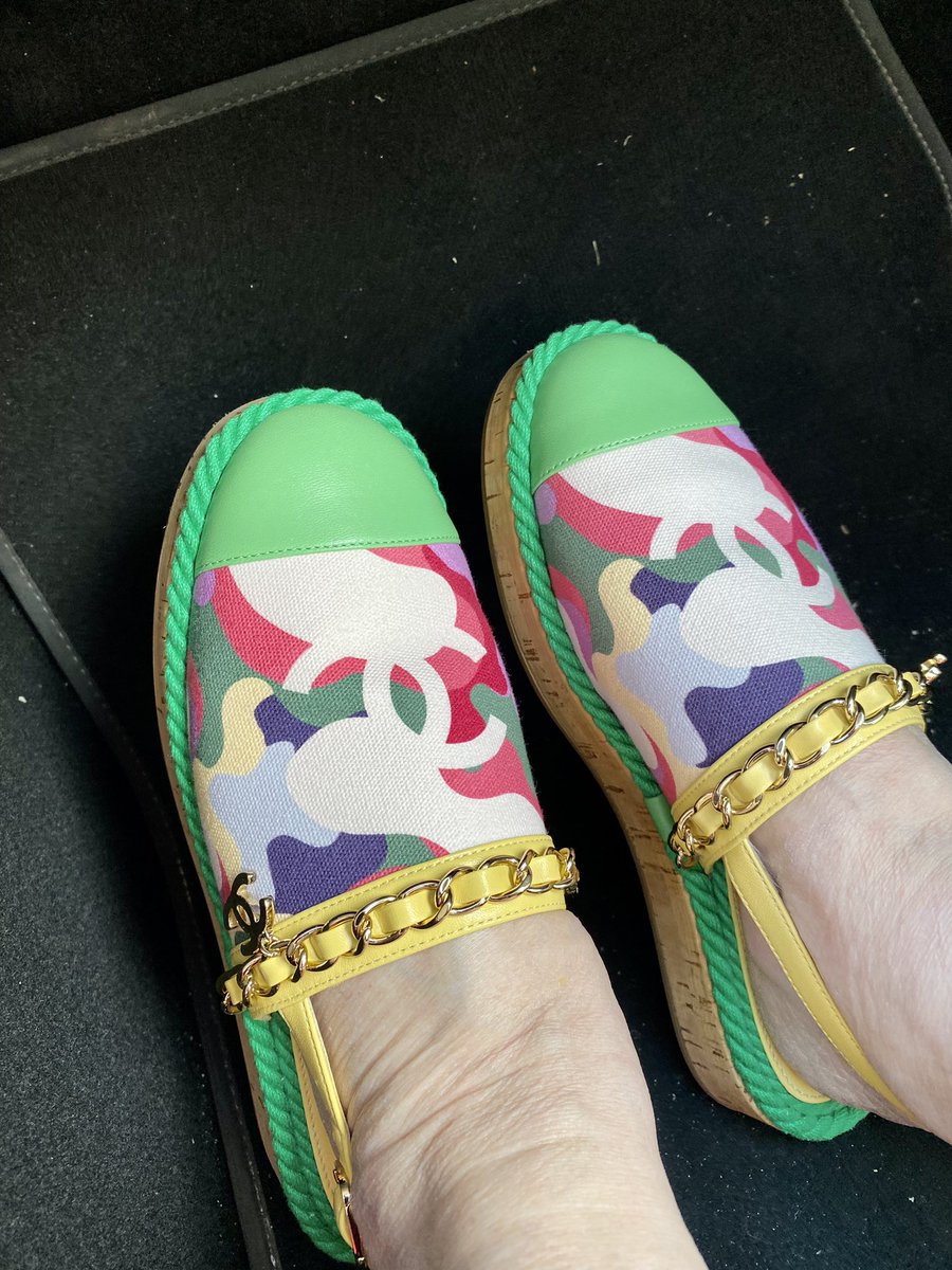 cookiegigan's tweet image. Today I wore my Chanel Summer shoes that I purchased at the Chanel Boutique in @YorkdaleStyle during their summer sale. #chanel #chanelsale #chanelshoes #mychanel
