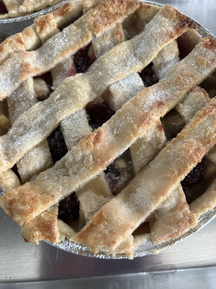 Fruit pies today with Y9 🍎😋