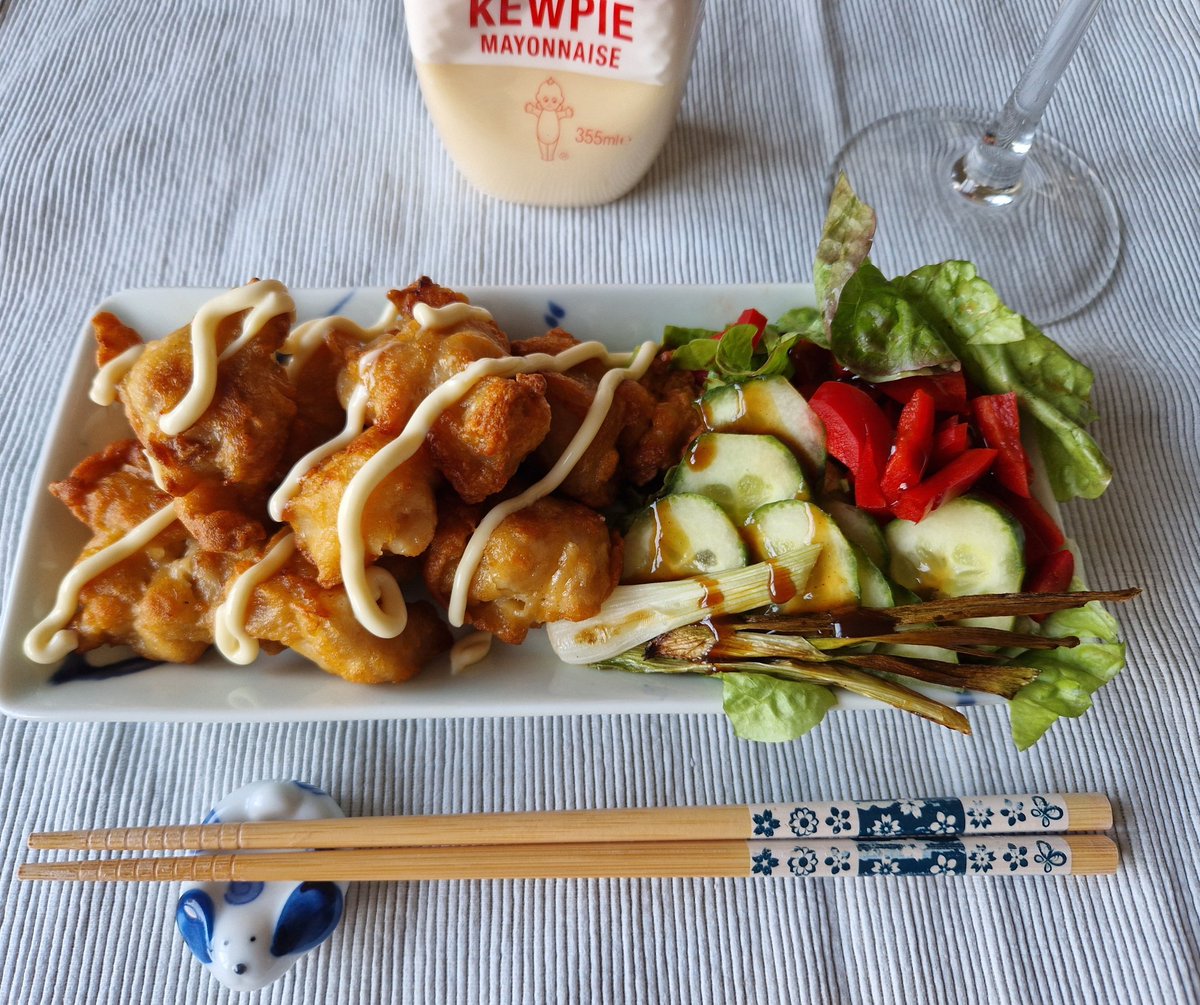 GlittyKitty's tweet photo. #Karaage #Friday Go holiday weekend in Germany. As I have nothing planned, I'll cook some tasty things. https://t.co/433M1vaWoV