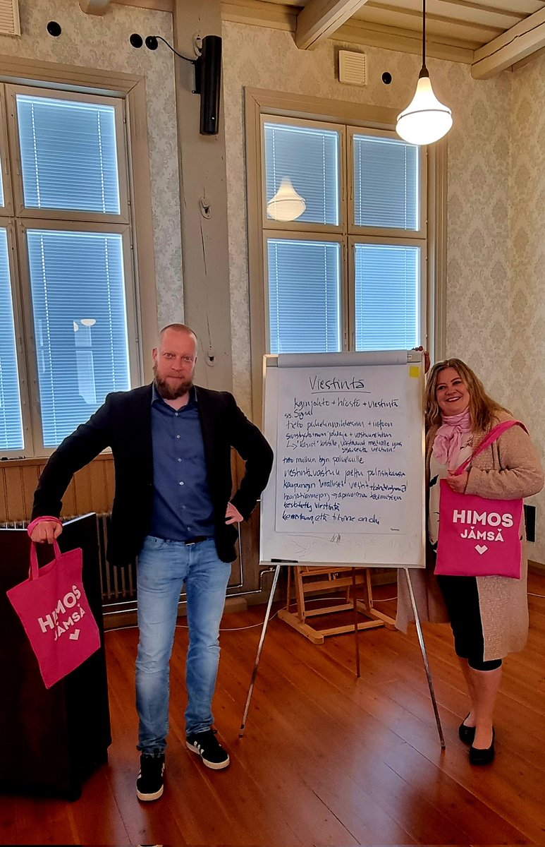 Henkilöstöämme osallistui työviikon päätteeksi #kriisi- ja erityistilanteiden viestinnän koulutukseen. Osaamista ja kokemustaan jakoivat Vantaan kaupungin vs. viestintäjohtaja <a href="/KaisuTolvanen/">Kaisu Tolvanen</a> ja turvallisuuspäällikkö #MarkusHammarström.  #ennakoi #varaudu