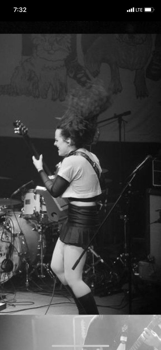 pool kids tweet media