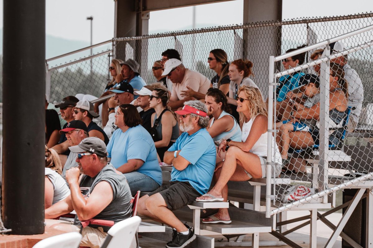 kcblueangels's tweet photo. As sad as it is the Angels season has officially come to an end. This team is very special they’ve broken records and exceeded expectations. They ended their season 49-18 and placed 7th in the NCJAA World Series. Go Halos! 🩵😇 Pictures captured by Toby Gullion 📸 https://t.co/WiUcOyg6cO