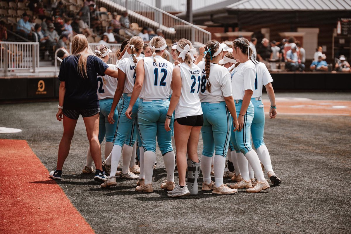 As sad as it is the Angels season has officially come to an end. This team is very special they’ve broken records and exceeded expectations. They ended their season 49-18 and placed 7th in the NCJAA World Series. Go Halos! 🩵😇 Pictures captured by Toby Gullion 📸