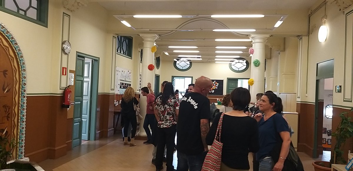 Escola Pere Vila tweet media