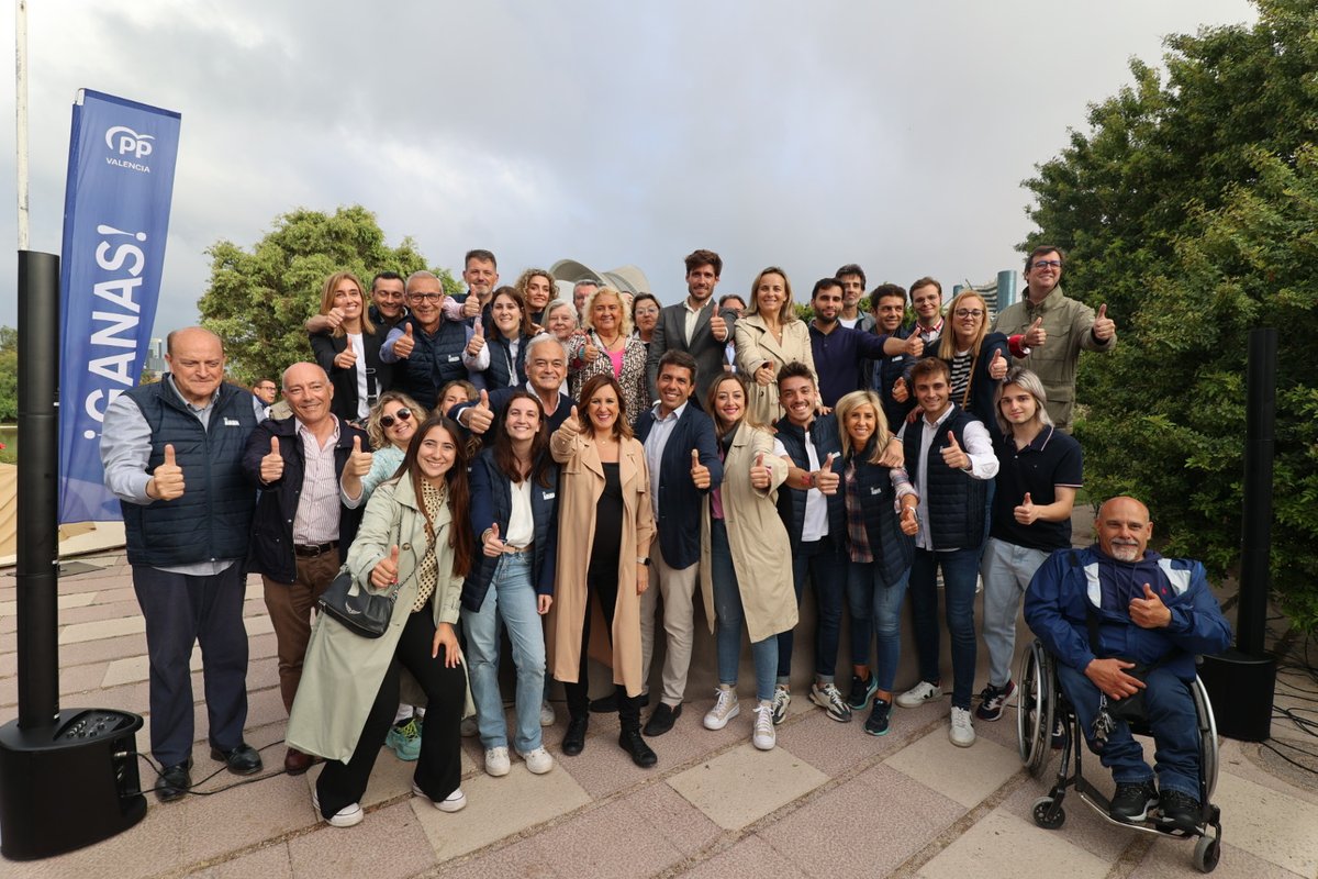 mjosecatala's tweet photo. Termina una campaña histórica. La campaña de nuestras vidas.

Hemos trasladado a nuestros vecinos las GANAS de gobernar,la ilusión y esperanza de que el domingo cambiarán las cosas en Valencia.

Recuperamos la Valencia trabajadora, luchadora y valiente.

¡VAMOS A VOTAR CON GANAS! https://t.co/pyav9nu20P