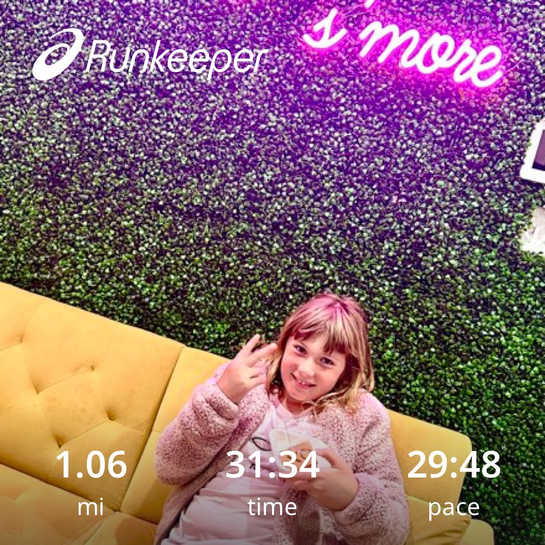 radstarr's tweet photo. My partner n #Smore crime! ⁦@XOXOmarshmallow⁩ https://t.co/qEJFQXkv9R