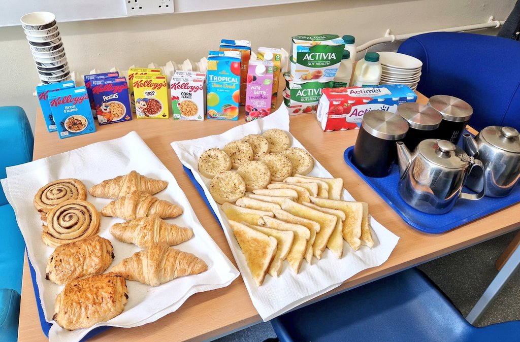 ☆Staff Breakfast☆ 
Ward Manager Holly & Sister Sabah treated the staff to breakfast and a natter today. 🥐🫖
Tasty treats such as pastries, cereal, yoghurts, toast and crumpets. Accompanied by fruit juice, smoothies, tea and coffee ☕️ 
It was nice to take 5 minutes.