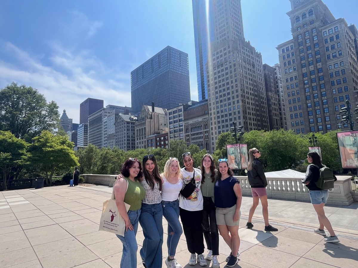 Thanks again to <a href="/ElksNtnlFndtn/">ENF</a> for the most amazing week. Going on the Chicago service trip was life changing! From working at a food pantry to sorting books at Cradles to Crayons, I’ve learned so much about myself and giving back to others. Thanks again!! #ElksNationalFoundation
