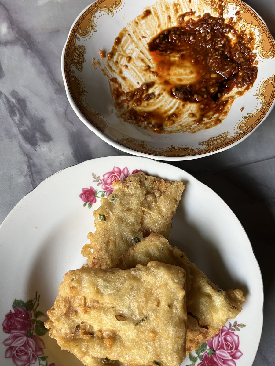 tidur siang tweet media