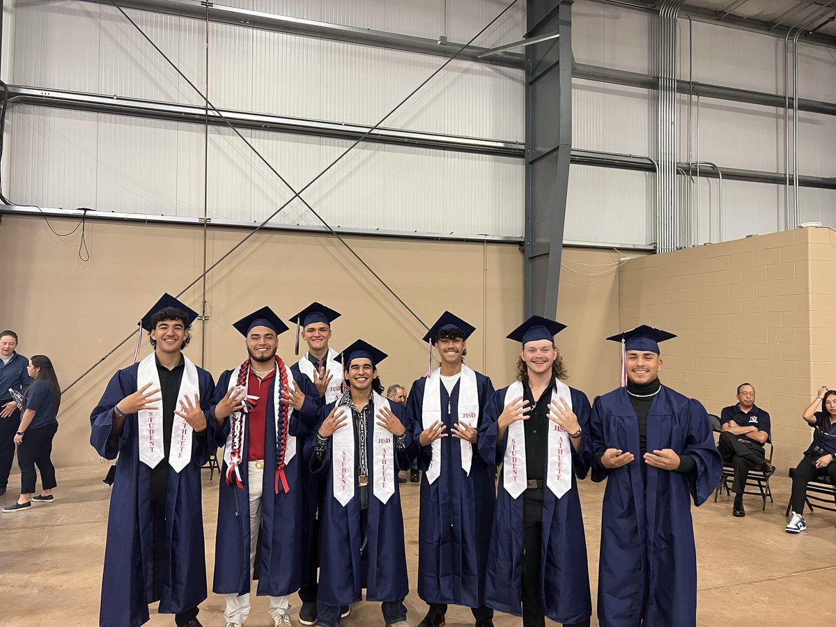 Congratulations to our 2023 graduates!