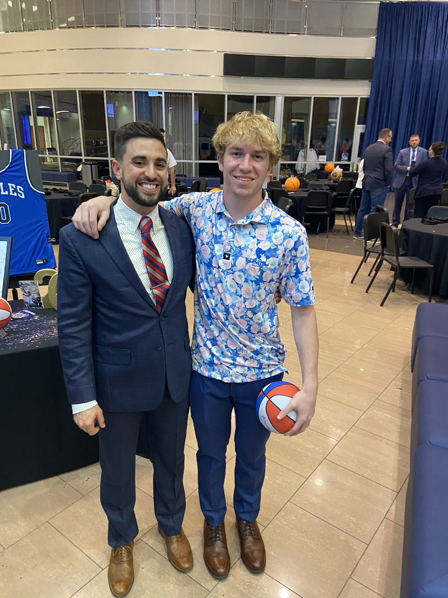 Congrats to <a href="/ArcheyDylan/">Dylan Archey</a> on your graduation day! 👨‍🎓 

Thank you for allowing me to coach &amp; love you every day the past two years. You left Allen better than you found it. 

Go be great‼️ 💙 #TOE