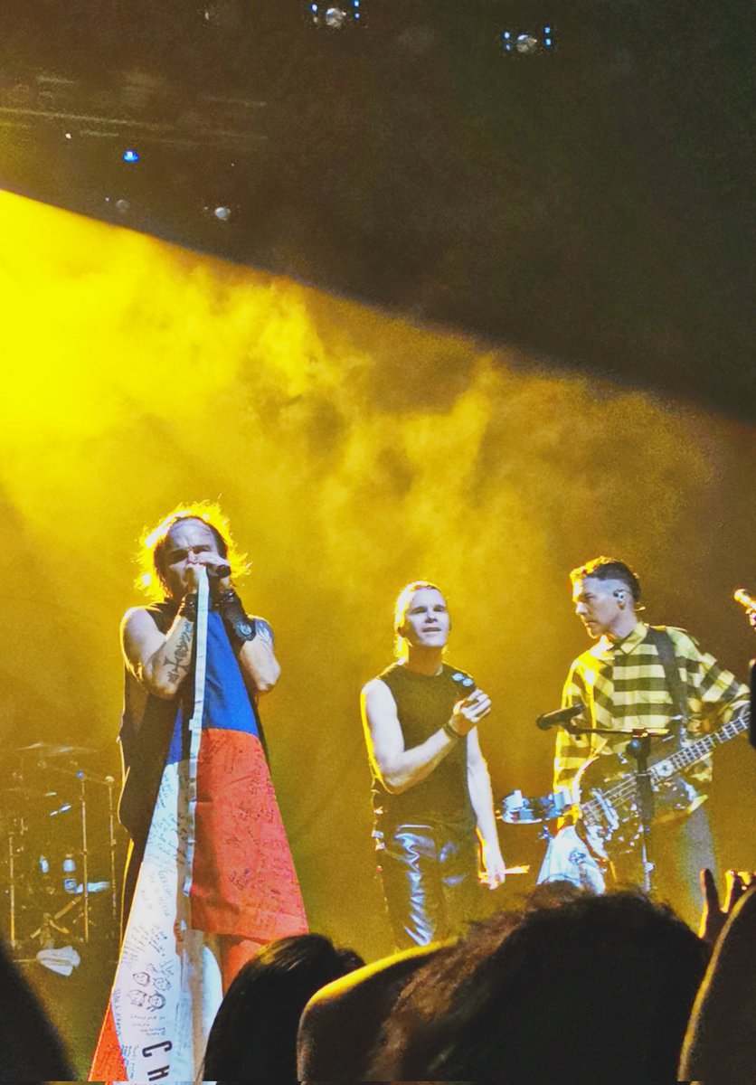 noelintu's tweet photo. The Rasmus en Chile🖤
Live and never die tour 2023✨
Sábado 20 de mayo 2023 / 21:00 hrs. Teatro cariola 😍
#therasmus https://t.co/XvXIOh8Zu8