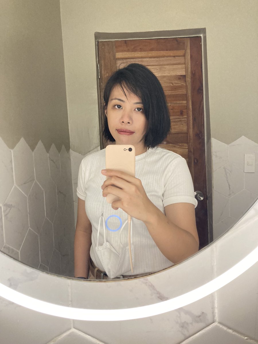 ancesstry's tweet photo. Oh you know just an autistic person taking an introvert break in the bathroom of a party, all while rehearsing their facial expressions https://t.co/vS3c583y6x