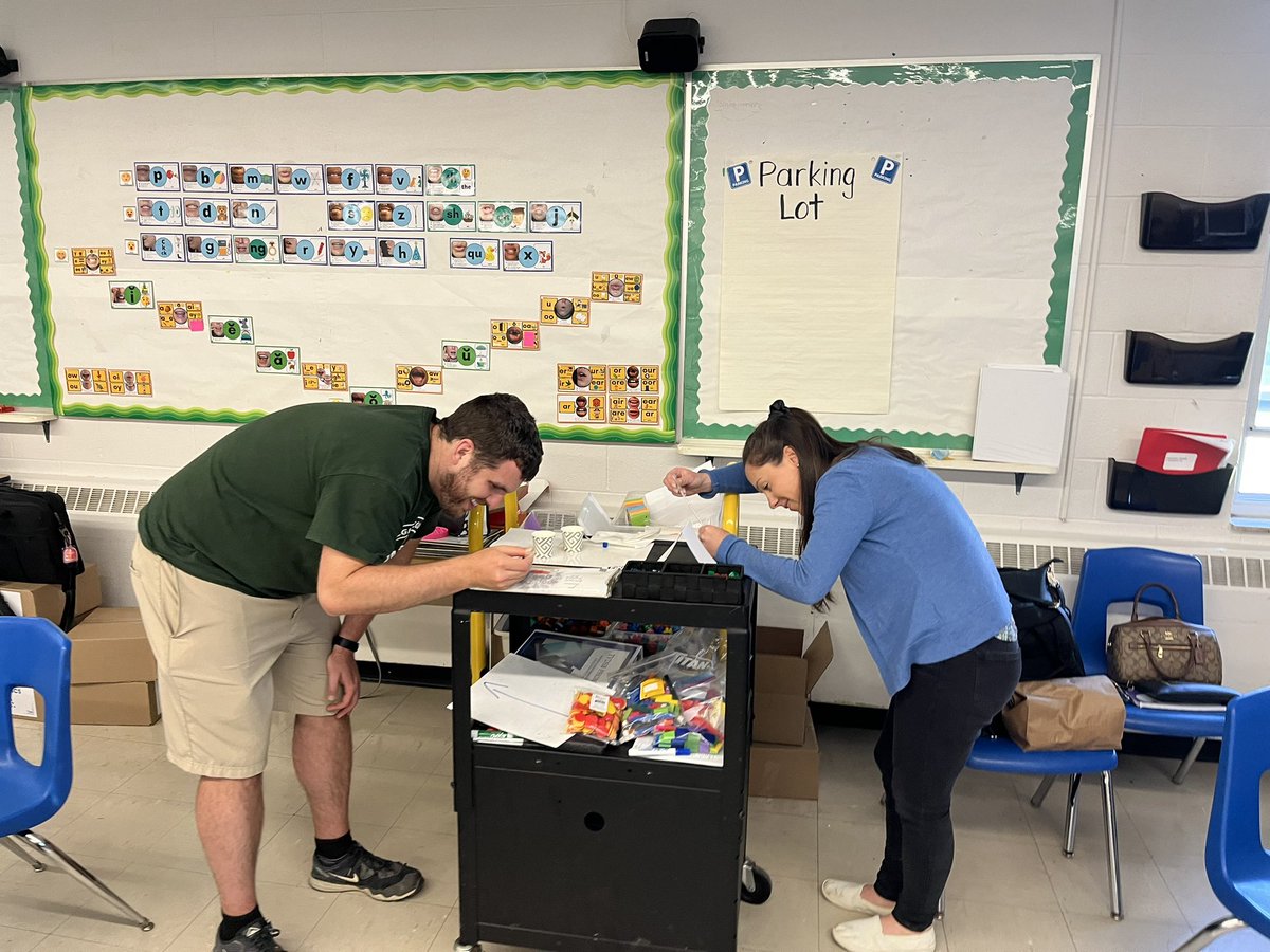 Kristin Methot (@mrskmethot) on Twitter photo Junior Math Project educators engaging in some STEM work this afternoon as we connected mLs with drops on a penny for some cross-strand and cross-curricular fun! <a href="/TVDSB/">Thames Valley DSB</a> #jmp #math #STEM Junior Math Project educators engaging in some STEM work this afternoon as we connected mLs with drops on a penny for some cross-strand and cross-curricular fun! <a href="/TVDSB/">Thames Valley DSB</a> #jmp #math #STEM