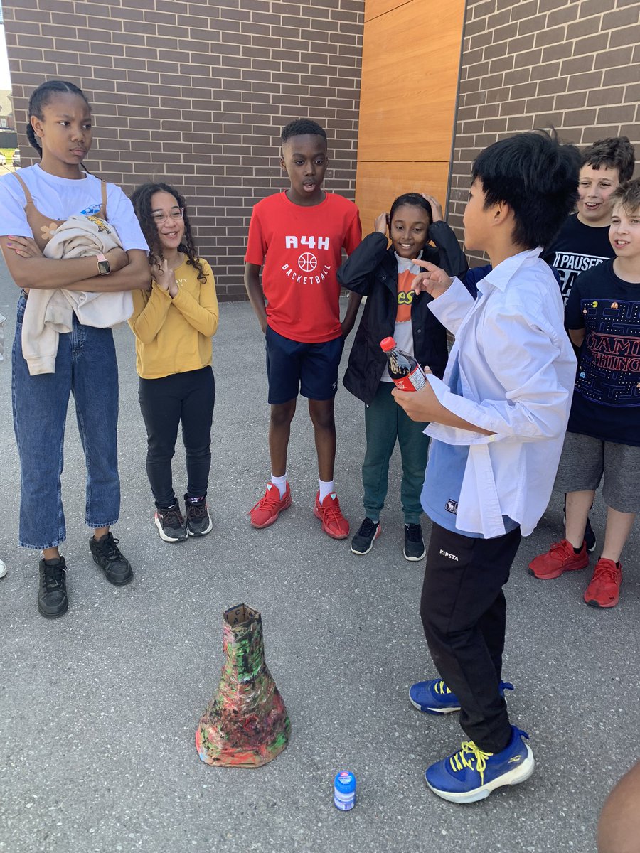 Mrs. Sadurski tweet media