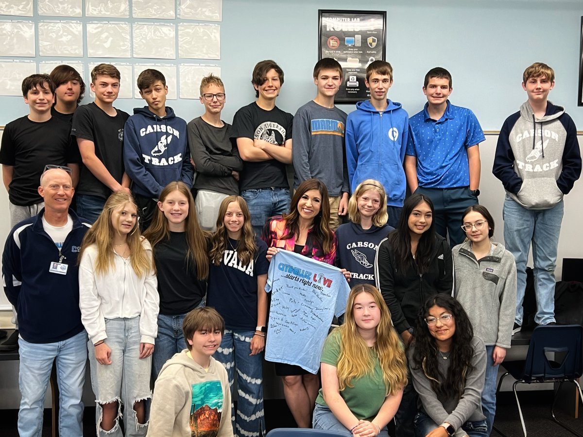 carsonschools's tweet photo. Thanks to @KTVN's Kristen Remington for joining the Carson Middle School morning newscast announcements at CMNEWZ LIVE. The students loved having her. https://t.co/yy1hVPVGWb
