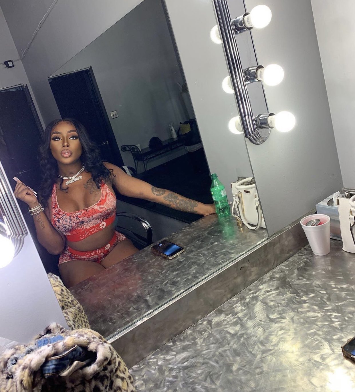 MJGrace (@MJGracefulbacon) / Twitter