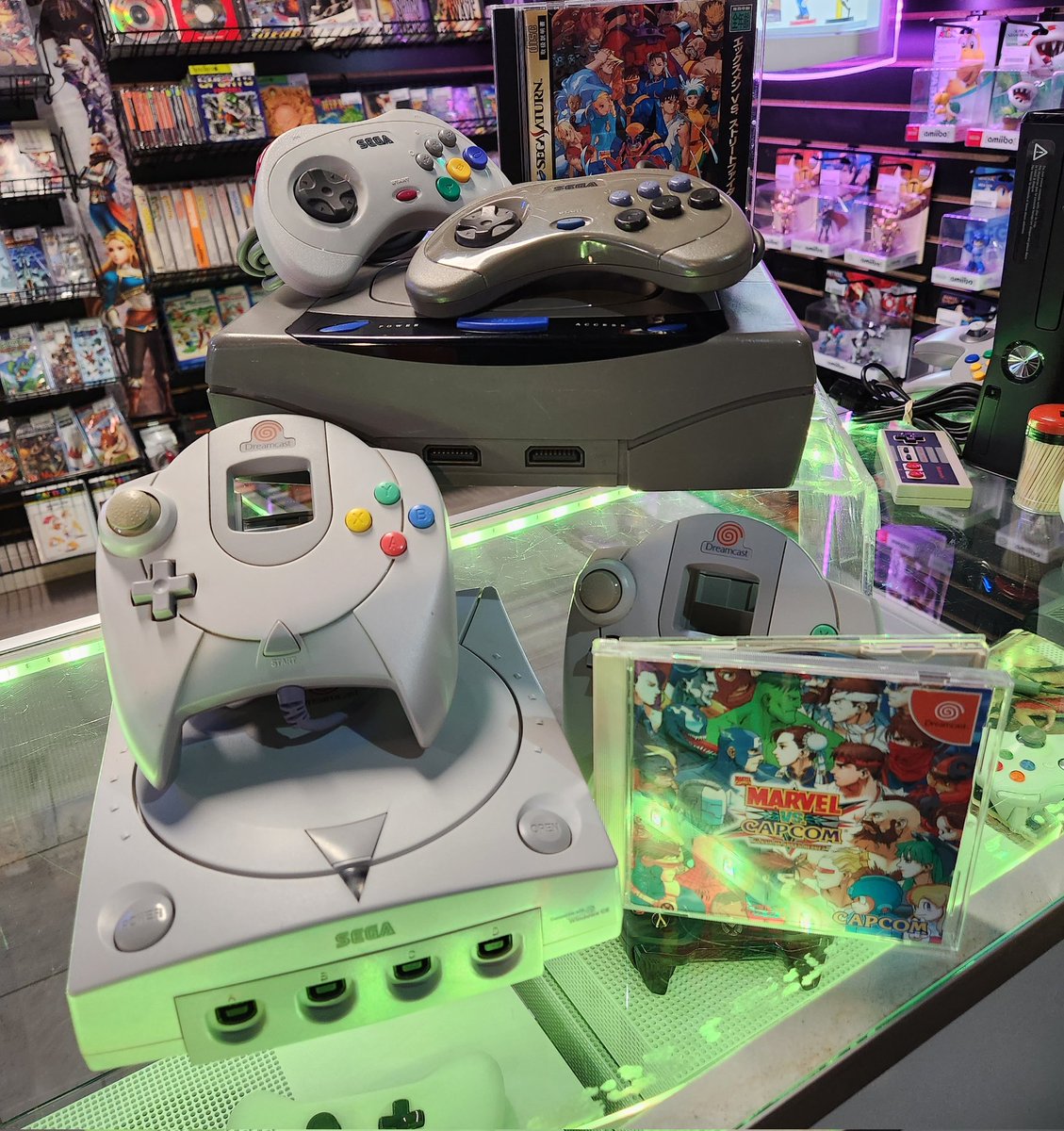 ~seeega!!~ Small trade just in!!
- Japanese sega saturn 
- Sega dreamcast 
Consoles / games.
We are always buying! Cash/store credit. 
#sega #segasaturn #segadreamcast #xmen #marvelvscapcom #retrovideogamestore
 #videogamestore #edisonparkchicago #parkridgeillinois #niles #Skokie