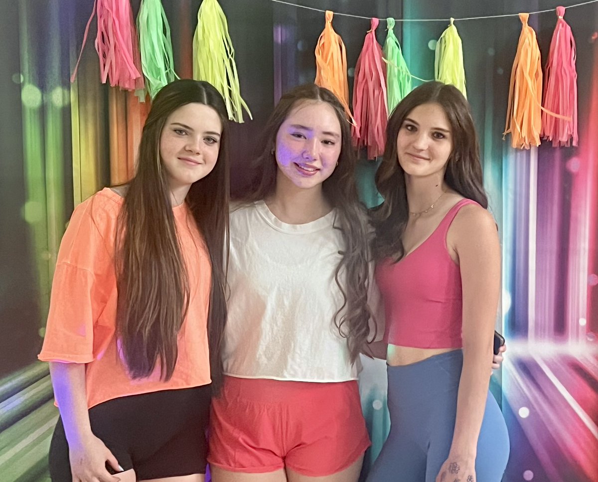 Carson Middle School tweet media