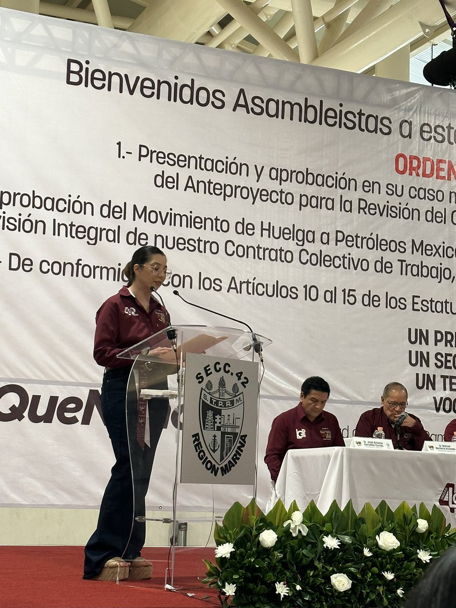 Gracias a nuestro líder @lgps03101 y Srio gral @MarcoAzuara1 por cuidar de las trabajadoras y trabajadores que formamos @Seccion42_STPRM es admirable su compromiso con el bienestar de nosotros y nuestras familias! Les agradecemos y decimos #masunidosquenunca SI al CCT 2023-2025