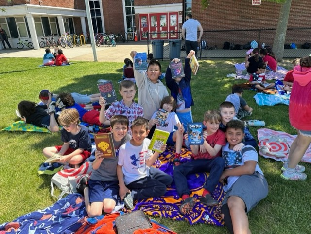 Freedom Friday at Rhame! Students got to choose a high interest book and read outside. What a great Friday afternoon activity before Memorial Day Weekend!