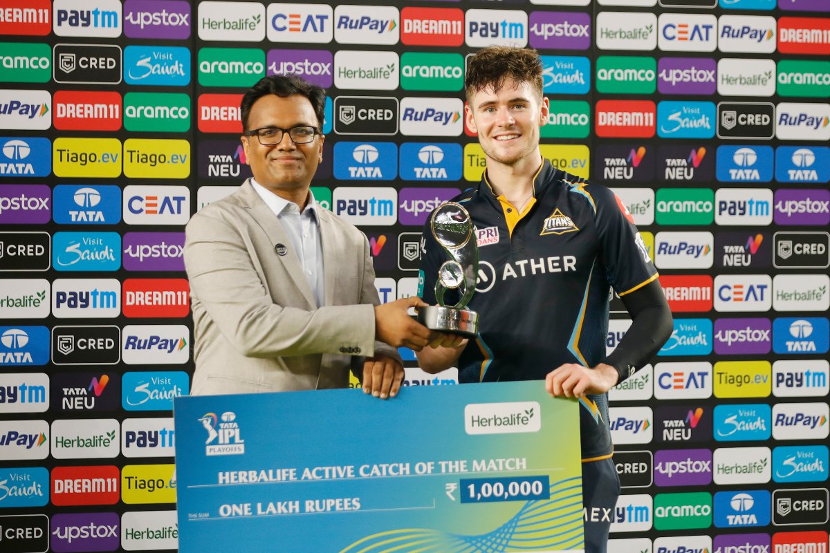 Electrifying evening . Some learning's on the field. Virat batted well ,  fielding was average and dropped a catch. People forgive whom they love (  as long as they win). Punjab kings, image size:1200x800