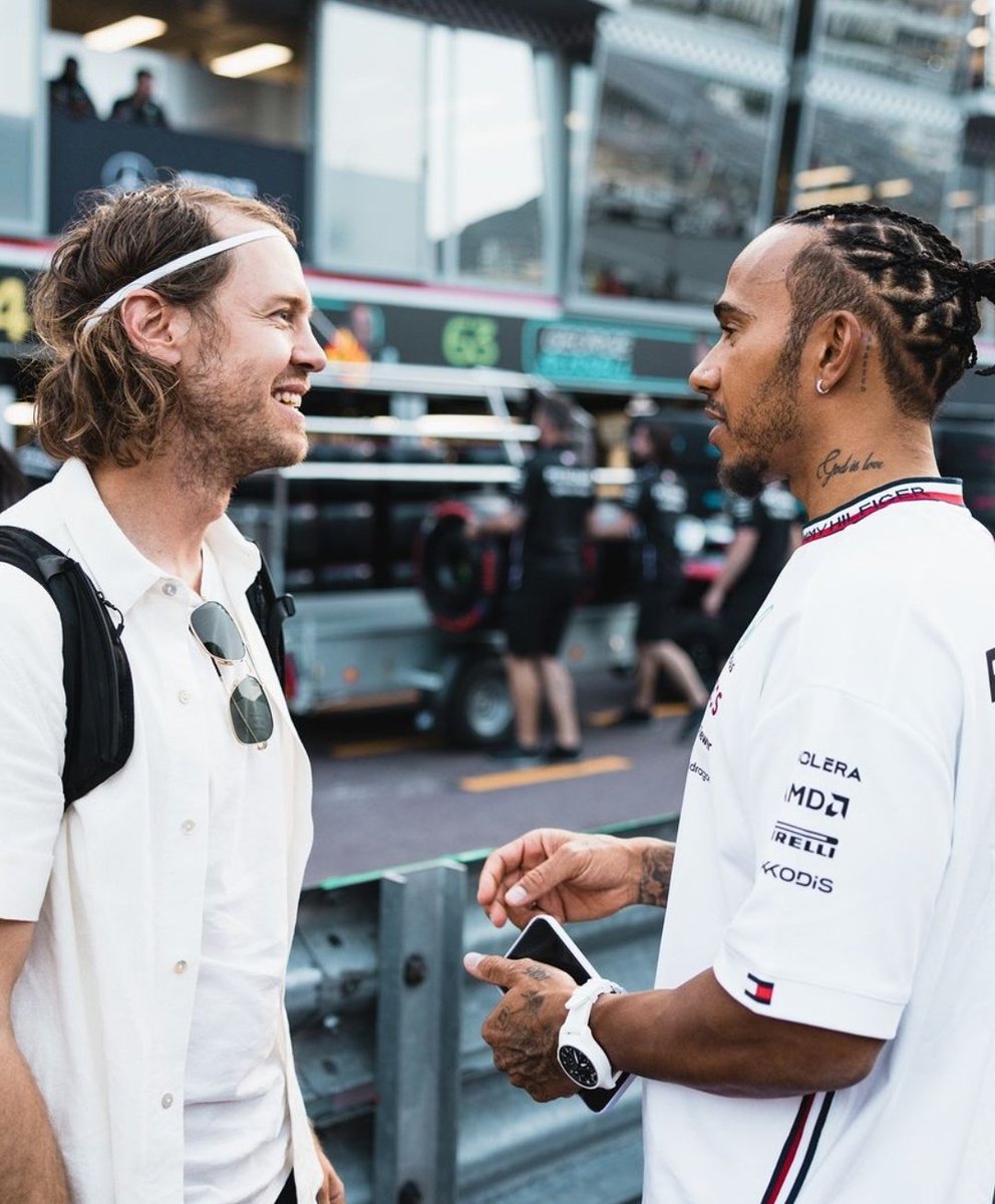 Quand deux GOAT se retrouvent 🥹❤️

#F1 #MonacoGP