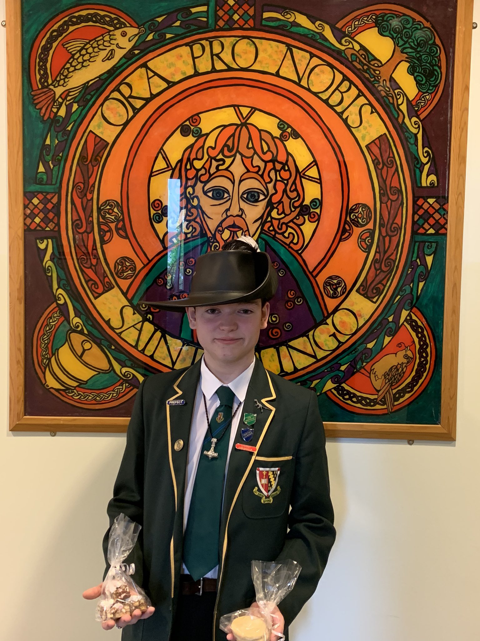 St Mungo's HS on Twitter "Today our incredible S6 pupil, Euan, came to say goodbye and give