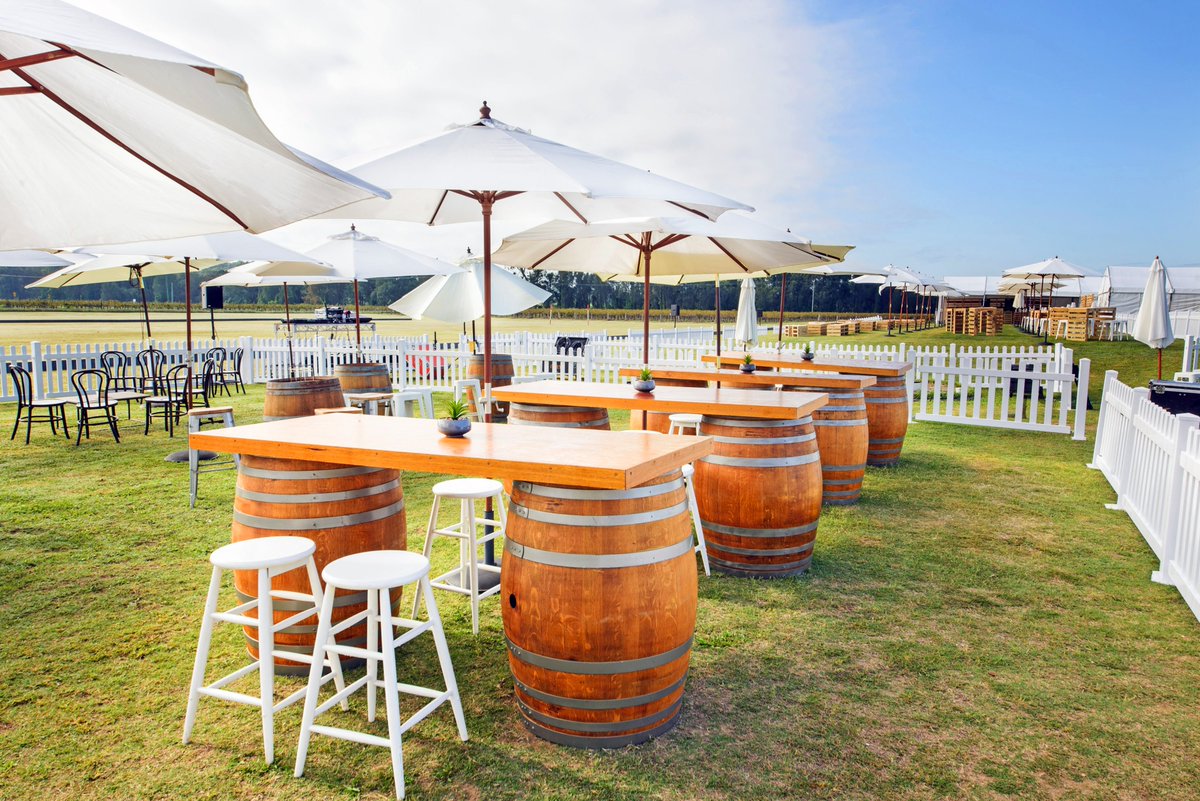 Our Mod-Picket Fencing is a charming event space fence that will add a touch of elegance & functionality at any size event.
#outdoorevent #portablefence #festivalfencing #eventfencerentals #eventrentals #temporaryfence #movablefence #whitepicketfence #pvcfence #vinylfence