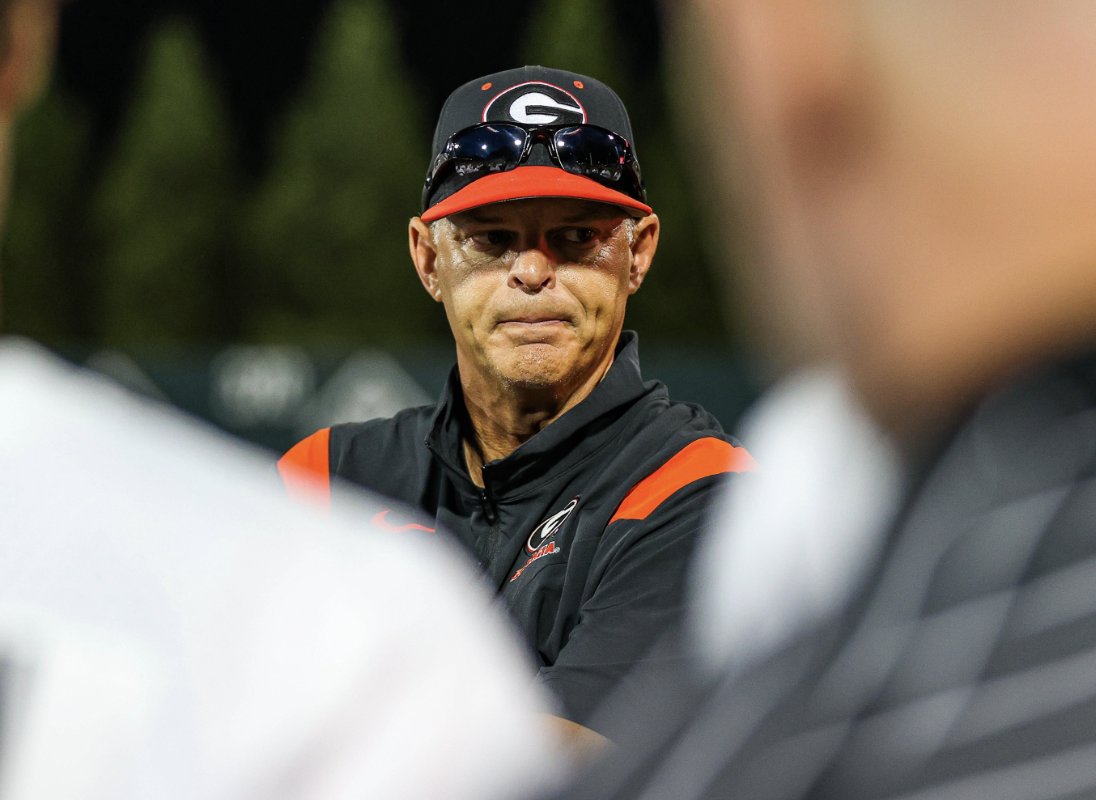 Georgia will be looking for a new baseball coach, as the school parted ways with Scott Stricklin on Friday: dawgnation.com/baseball/georg…