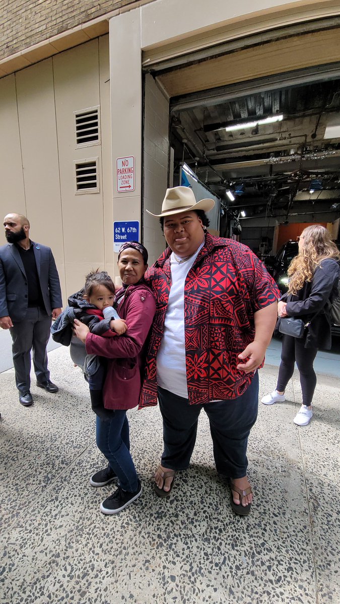 jadames1775's tweet image. IAM TONGI, AMERICAN IDOL SEASON 21 GRAND WINNER FINALE PERFORMANCES 🥳🤘🏽👏🏽

~Cool Down by Kolohe Kai
~Making Memories of Us by Keith Urban
~I&apos;ll Be Seeing You, Original Composition Dedicated to His Dad #AmericanIdol #SingingContest #IamTongi