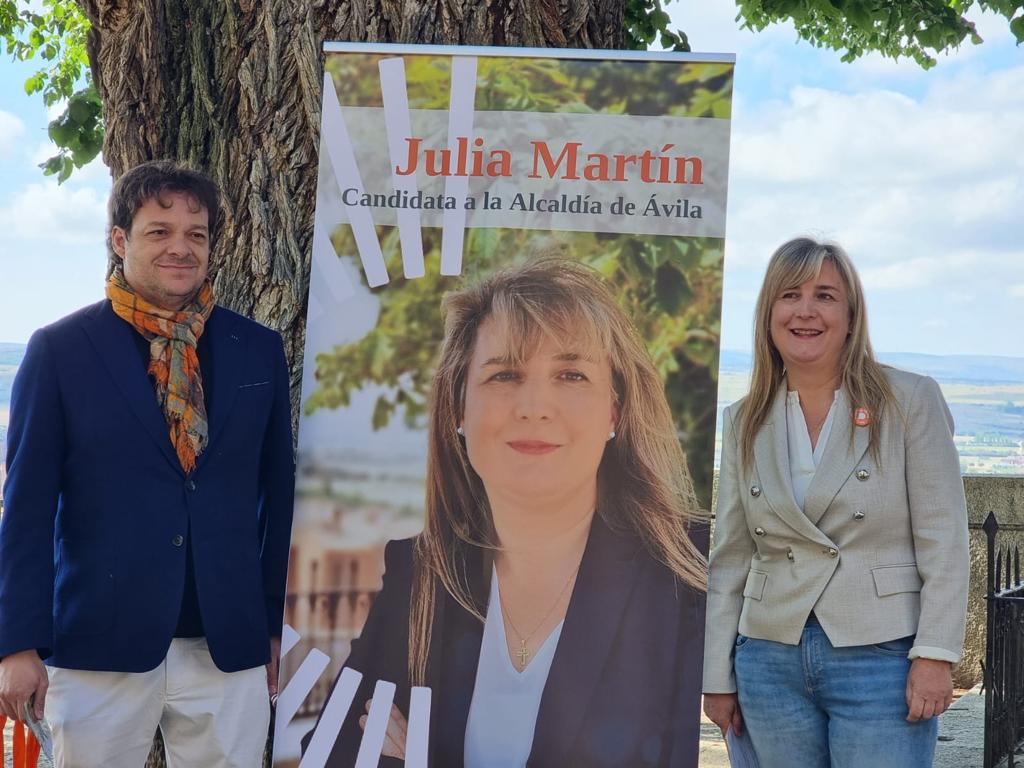 villarroel_cs's tweet photo. La candidatura de @juliaciudadana ha trabajado muy duro esta campaña para trasladar a los abulenses los proyectos para la ciudad.

En Ávila tienen que ser valientes con su voto. Ciudadanos es un proyecto de centro, moderado, de diálogo, y social.

#Ávilatequiero #CentradosenÁvila https://t.co/oHy8MEwiAw