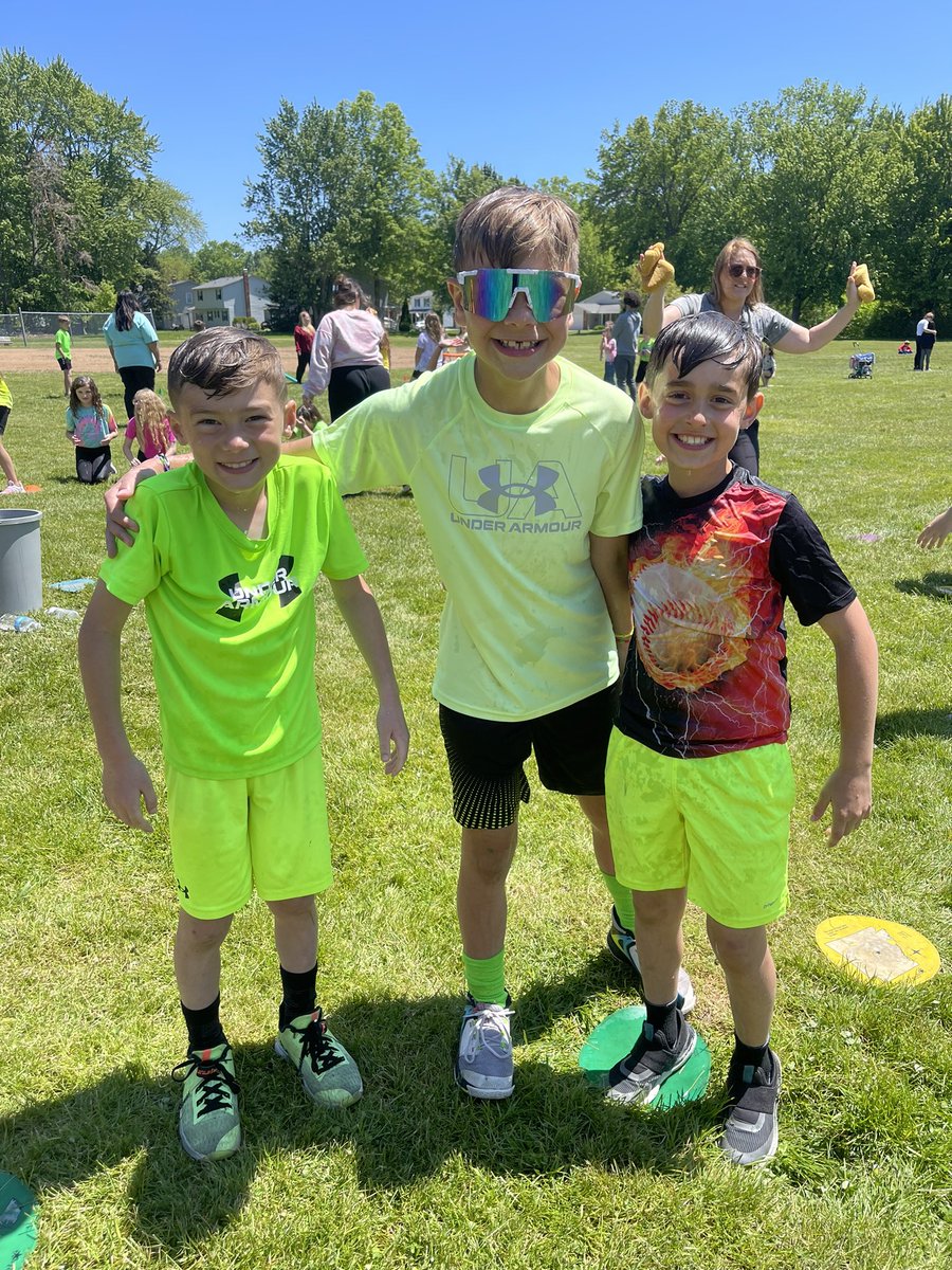 MissSadlik's tweet photo. Thank you Mrs. Caimi and our parent volunteers for an amazing field day! https://t.co/B6GCEZ4J2l