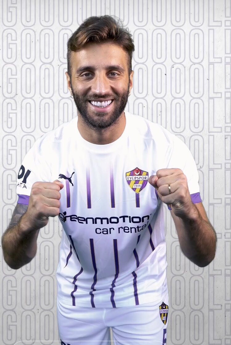 Alpaslan Öztürk ⚽️

Aman Allahım o nasıl bir şut,o nasıl bir füze 🚀

Uzatmaların uzatmasında Sakarya kalesine güdümlüyü gönderdi.

Play offların 2. Turunda evimizde Bodrumsporu bekliyoruz.

#eyüpspor #eflatunsarı 🟣🟡