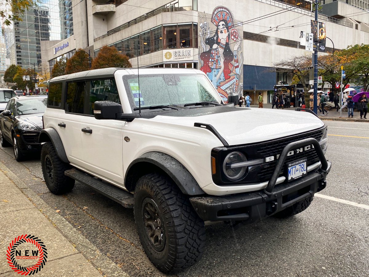 Ford Bronco (🇨🇦)

#ford #bronco #fordbronco #mustangclub #fordbroncodaily #fordgram #carsofnewwest #carsofnewwestminster #carsofvancouver #carsofwongchukhang #carsofinstagram #cargram #carspotting #instacars #midsizesuv #suv #fordday #fordfridays
