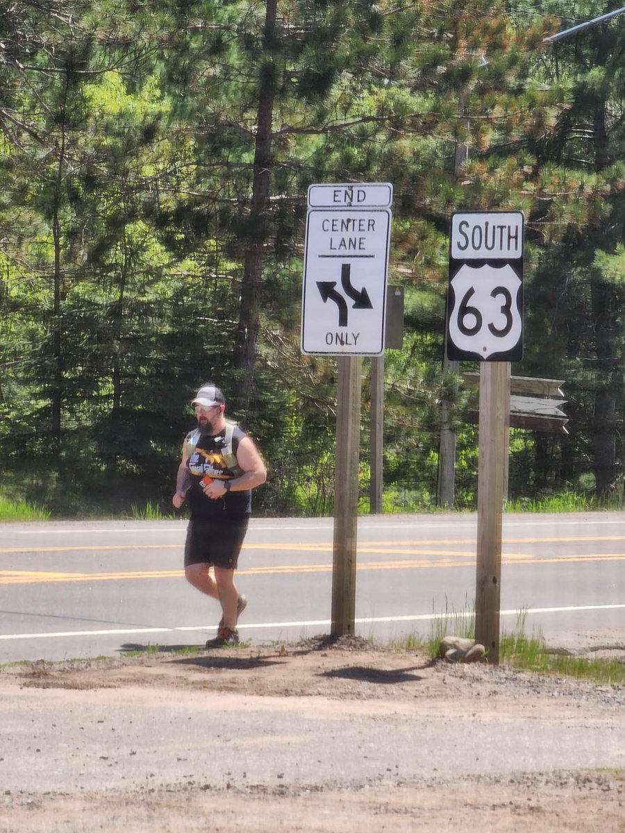 While at the local diner my wife caught me in the wild running. 

It's nice to periodically have proof that my extra large ass does indeed, get out and move. 😅