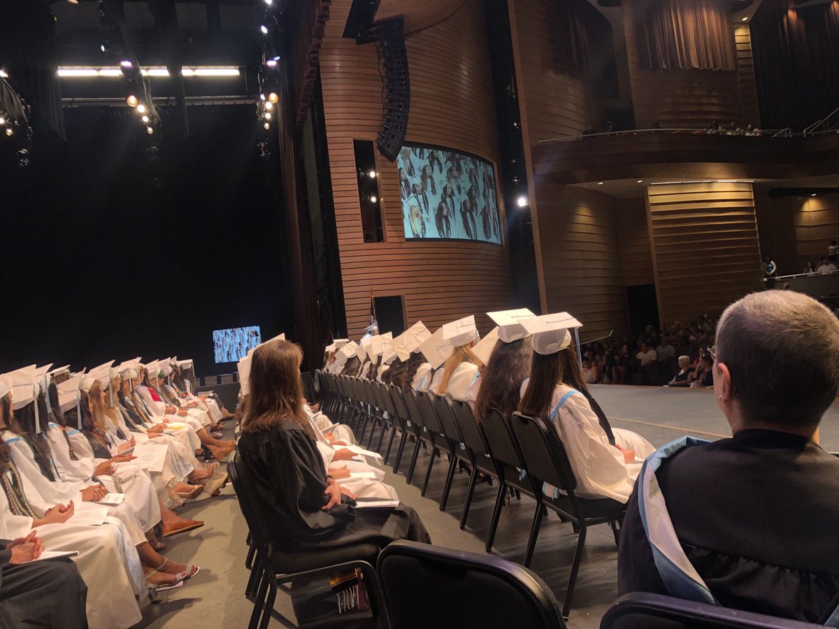 Next #Austin graduation up is the Ann Richards School for Young Women Leaders. The spirit, joy and vision for leadership cultivated in this school is powerful beyond words. These students love this school and their community loves them right back. 😀🥳 #Austinisd