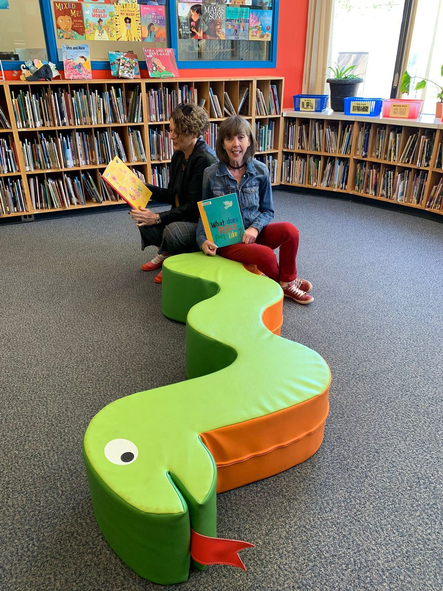 marymargaretbey's tweet photo. Take Your MPP to School Week continued today with @SecordTDSB! Creativity, community, and camaraderie sum up Sensational Secord! Especially great to see the Secord Nutrition Program and their new ‘Grab and Go’ breakfast initiative. #mppschoolday #opsba #BEY @tdsb https://t.co/cG7CWfYagH