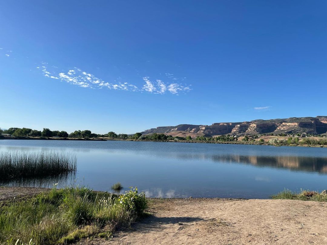 Just a few more hours until a three-day weekend! 

What are your outdoor adventure plans this #memorialday weekend? If they include the water, remember #wearalifejacket!

📍James M. Robb State Park - Fruita Section