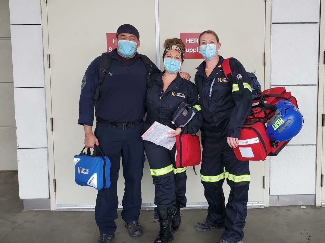 HarborUCLAEM's tweet photo. Land, Sea, Air or Events our Emergency Medical Services help our patients before they even reach us at the hospital and we are proud and excited to celebrate them during EMS week!
#ASafeHarbor #WhyHarborEM #HarborUCLA #EmergencyMedicine #EMBound #Residency #EMSWeek https://t.co/GnFDijQWOv