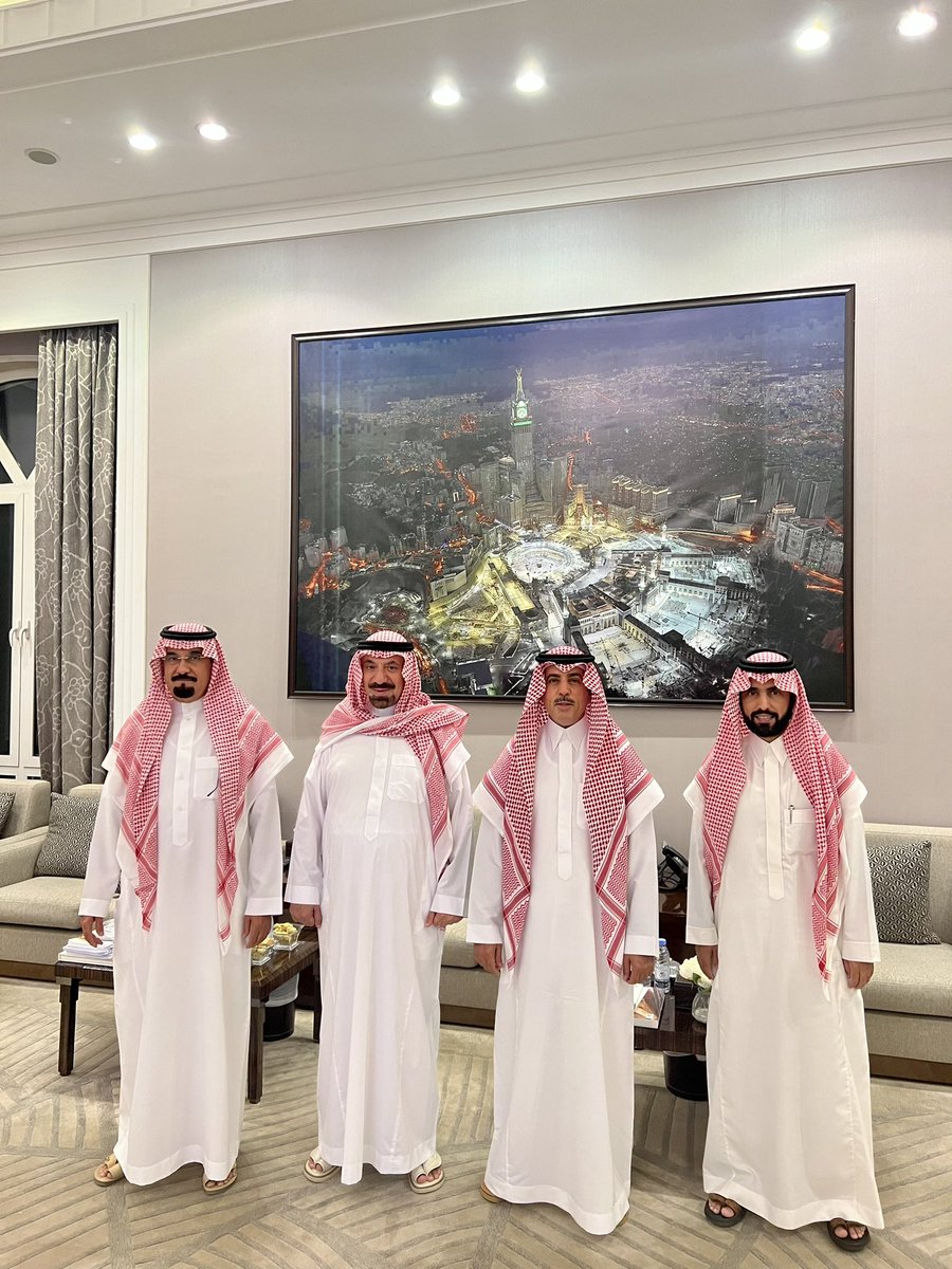 mkhethlain's tweet photo. شرفنا واسعدنا بالزيارة مساء اليوم سمو الامير جلوي بن عبدالعزيز بن مساعد امير منطقة نجران حفظه الله ورعاه. https://t.co/HQwbvA30JG