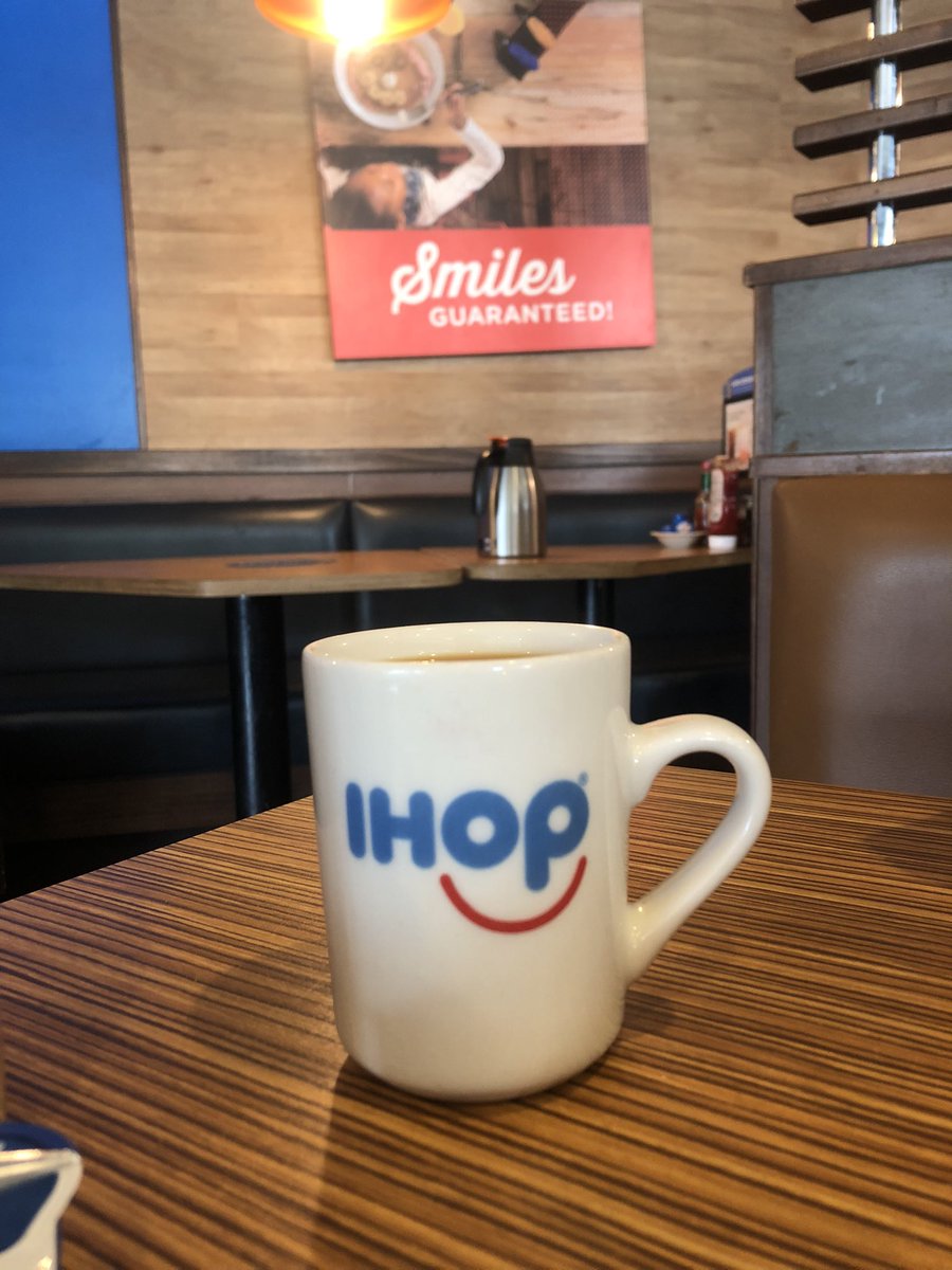 SKIBOYYY's tweet photo. been a minute but no better way to lift my spirits than a visit to gods gift to breakfast https://t.co/VlC08NJQjC