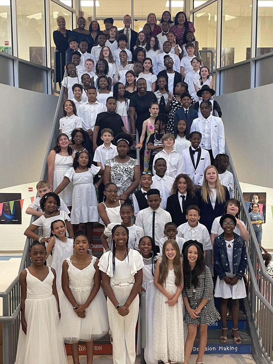 Sending this beautiful group of 5th graders out into the world. Your @BurgessPeterson family is so proud of you!!! @apsupdate @smrhayes @King_Jaguars @kimogibbs @drkalag @DrLisaHerring @betaBPA @missheathskids